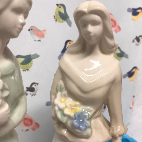 MOTHER & DAUGHTER DAUGHTER-IN-LAW PORCELAIN FiGURINES LASTING RELATIONSHIP - Picture 4 of 12